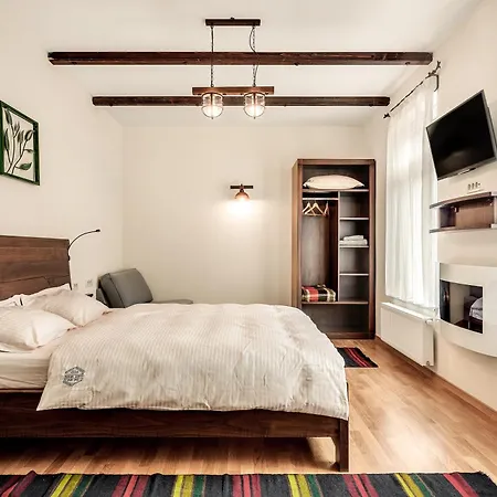 The Hive Gæstehus 3*