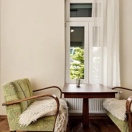 The Hive Gæstehus Bled