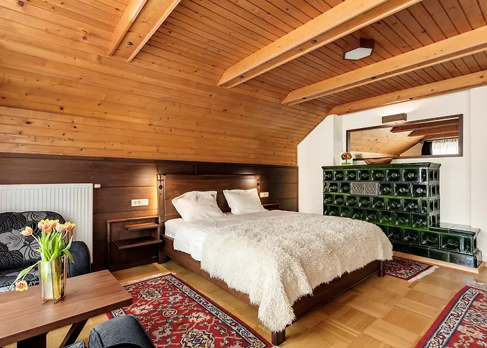 בית הארחה The Hive 3*